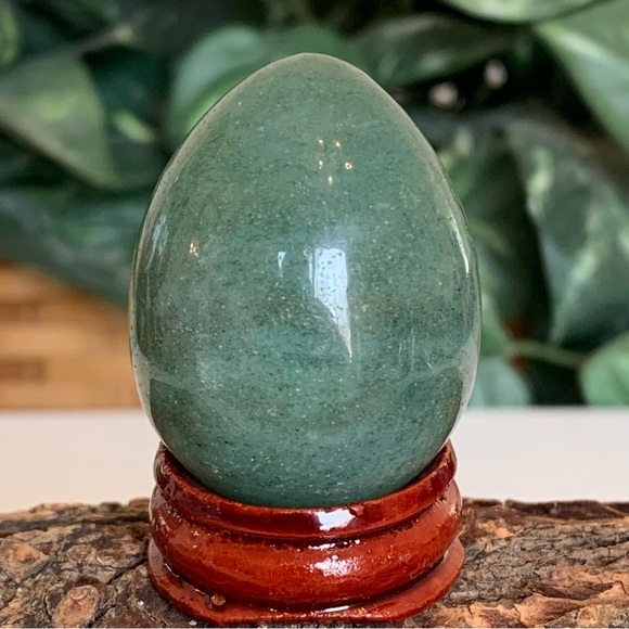 green aventurine egg Other - Green Aventurine Polished Egg Crystal Healing Chakra Stone With Stand 1.75" 60g